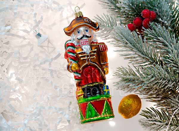 Елочная игрушка Щелкунчик большой Щелкунчик с конфетой