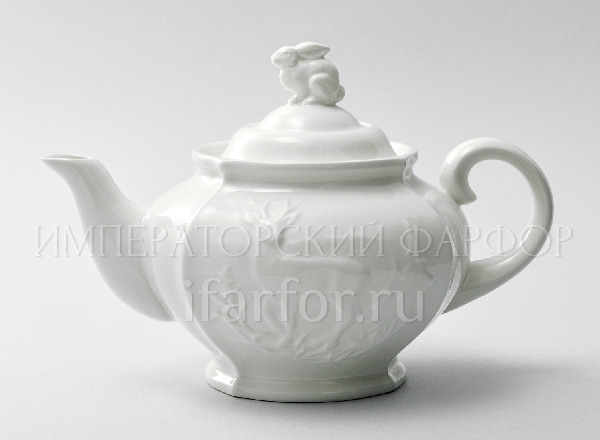 Teapot brewing Relief Hunting Ivory 