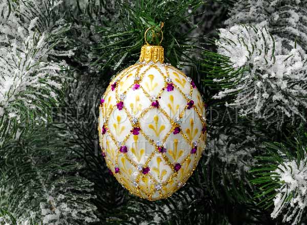 Елочная игрушка Яйцо Фаберже Молочный рубин