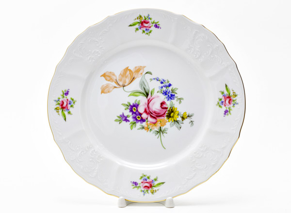 Тарелка мелкая Бернадотт Мейсенский букет