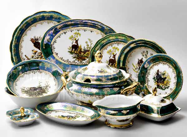 Table Set Hunting Green 6/27 Crown