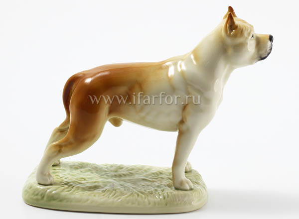 Скульптура Стаффорд с подставкой