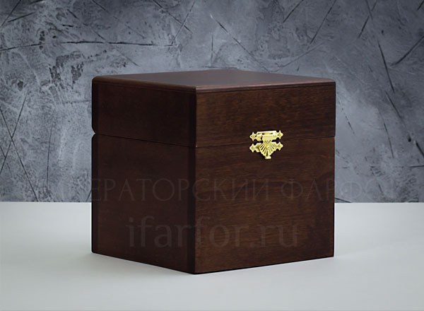 Шкатулка на 1 шар для елочных игрушек Шкатулка коричневая Шкатулка