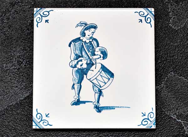Изразец Голландский. Барабанщик