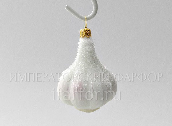 Christmas tree toy Berries and fruits. Garlic