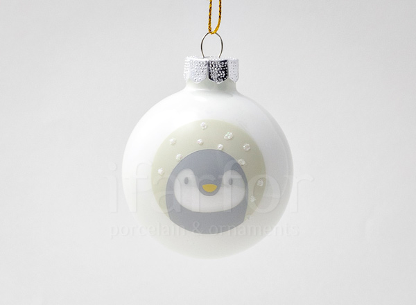 Елочная игрушка Шар Счастливый момент. Пингвин