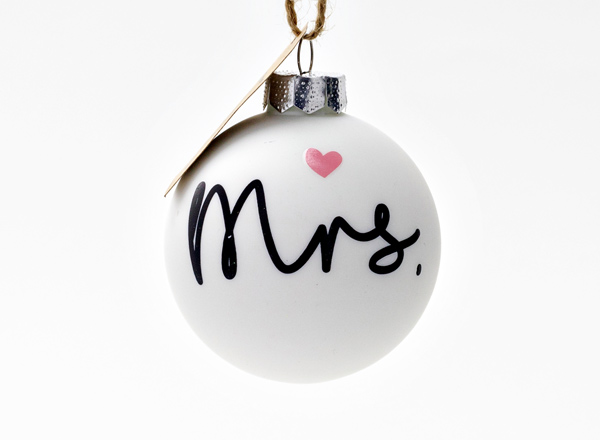 Елочная игрушка второй сорт Шар Jast married 1