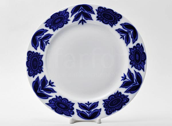 Plate shallow Summer evening