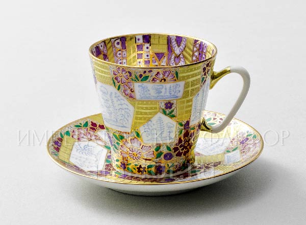 Чашка с блюдцем кофейная Цветочный фон Черный кофе