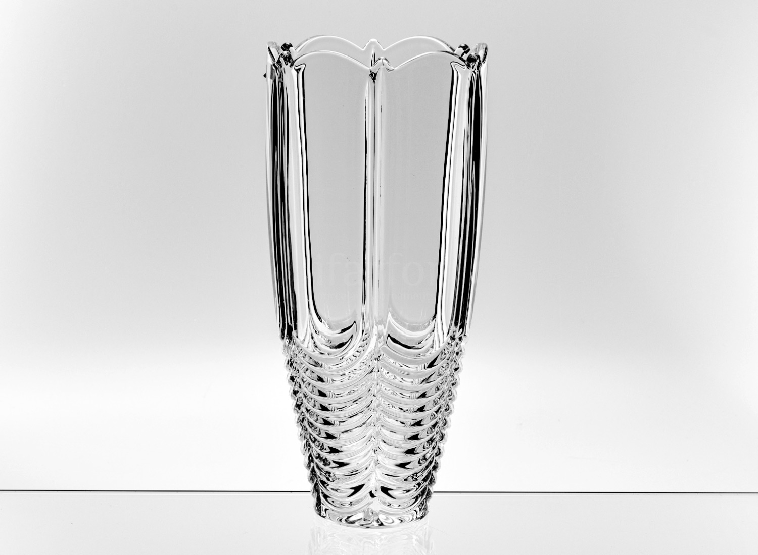 Ваза для цветов «Perseus-nova» Форма: Crystalite Bohemia. Хрустальное стекло. 300 мм.