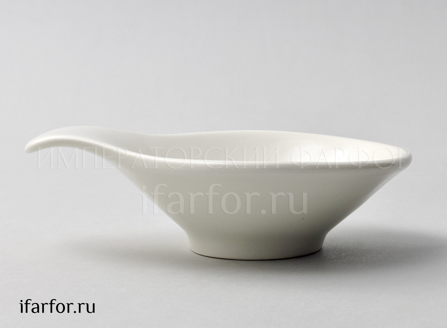 Розетка с ручкой «Белая» Форма: Воскресенье. Керамика. 120 x 50 мм.