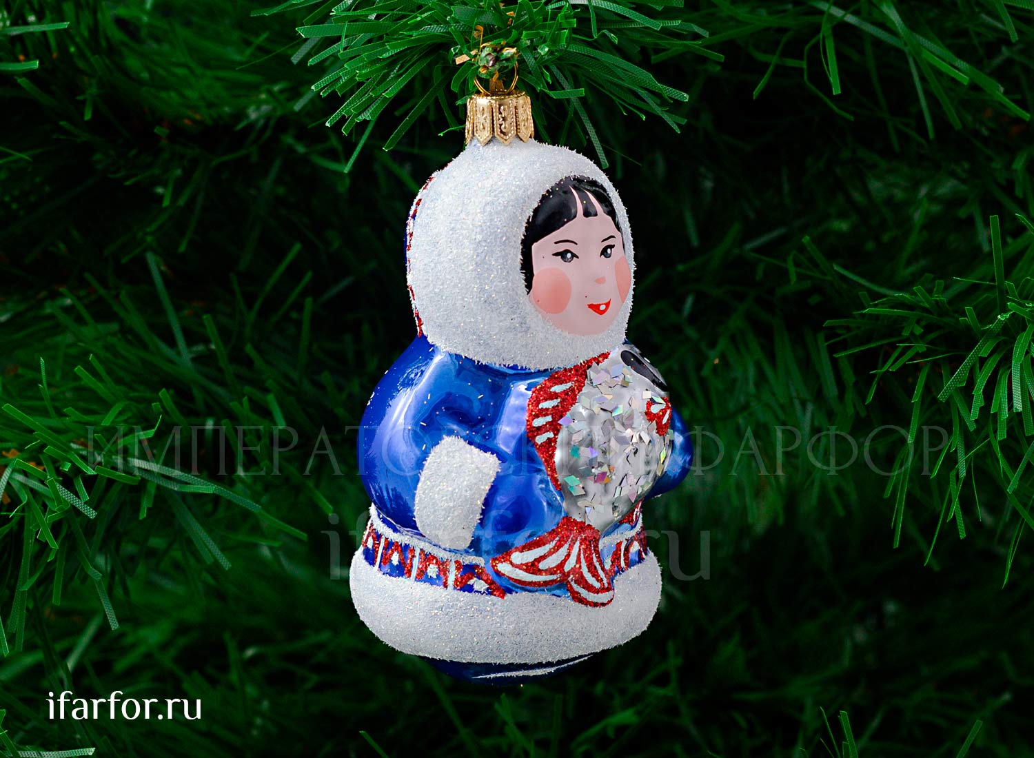 Елочная игрушка «Девочка с рыбой» Форма: Девочка с рыбой. Стекло. 105 мм.