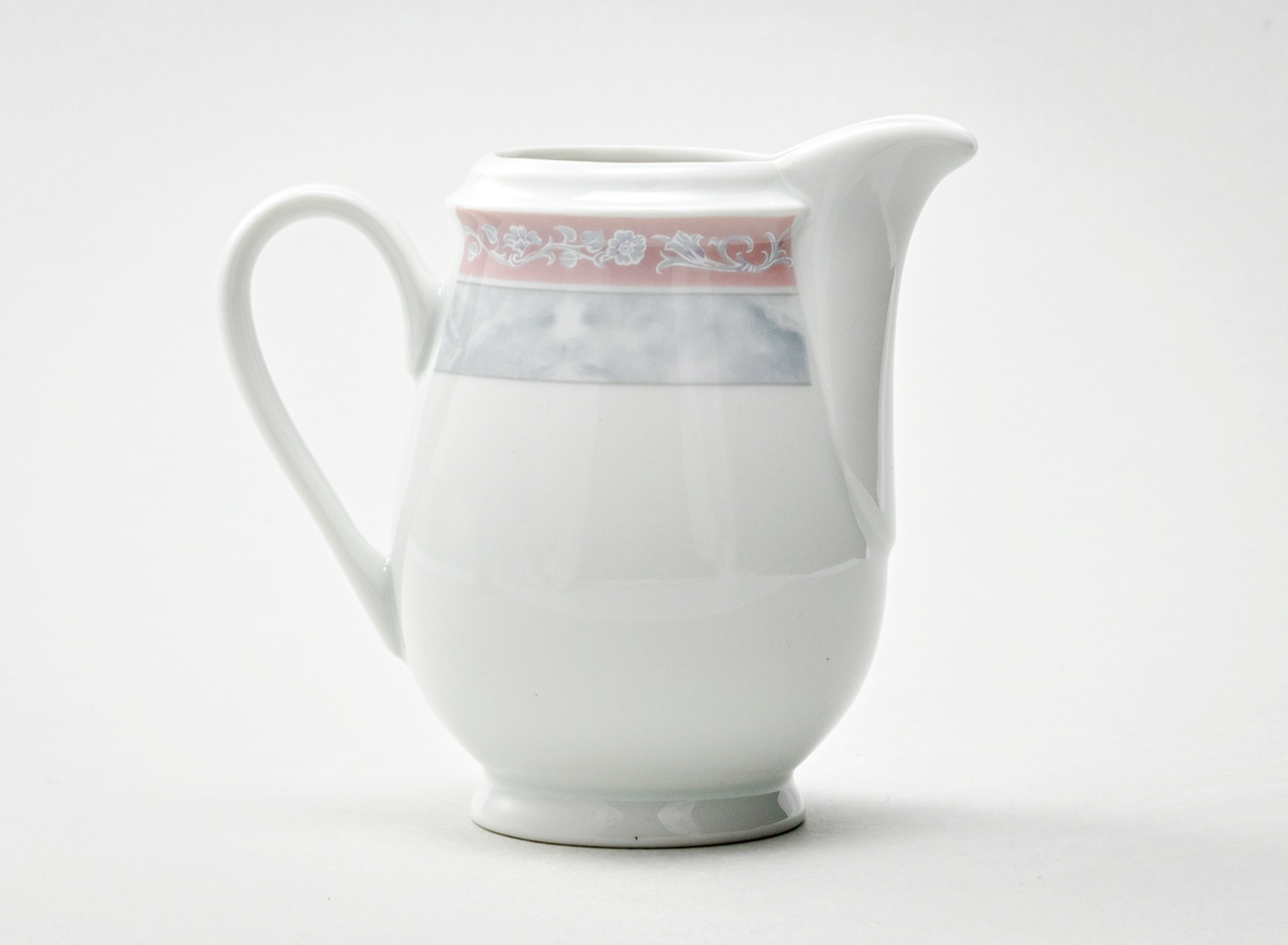 Сливочник «Серый мрамор с розовым кантом»