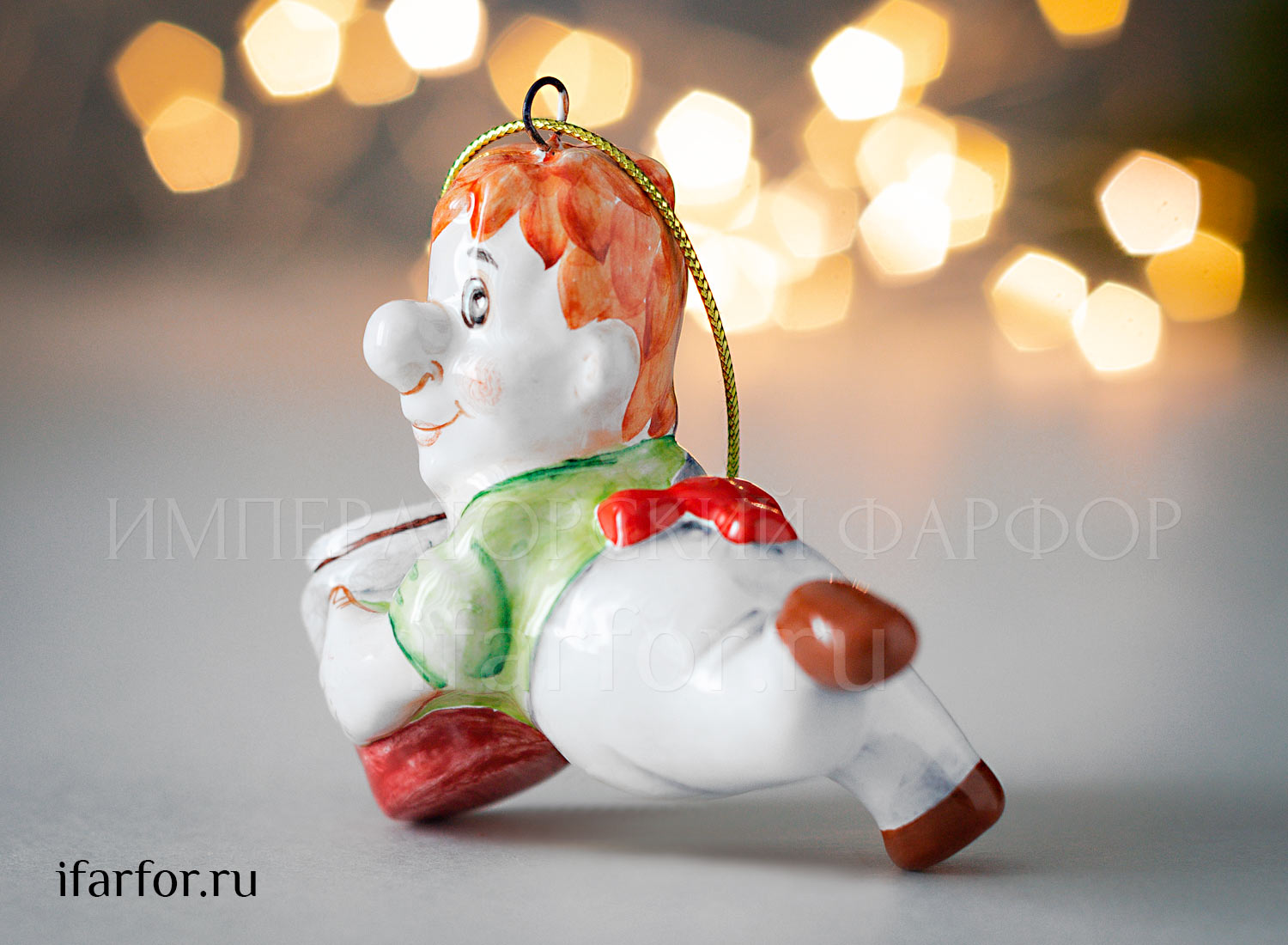 Елочная игрушка «Карлсон» Форма: Карлсон. Майолика. 75 x 73 x 63 мм.