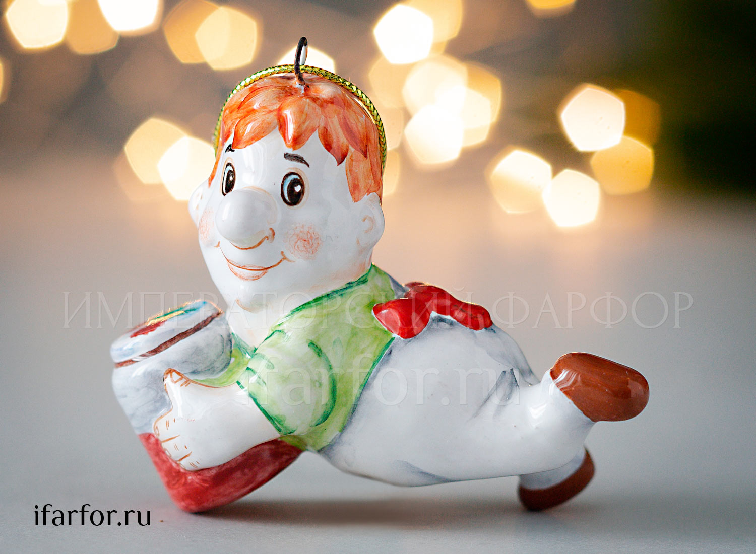 Елочная игрушка «Карлсон» Форма: Карлсон. Майолика. 75 x 73 x 63 мм.