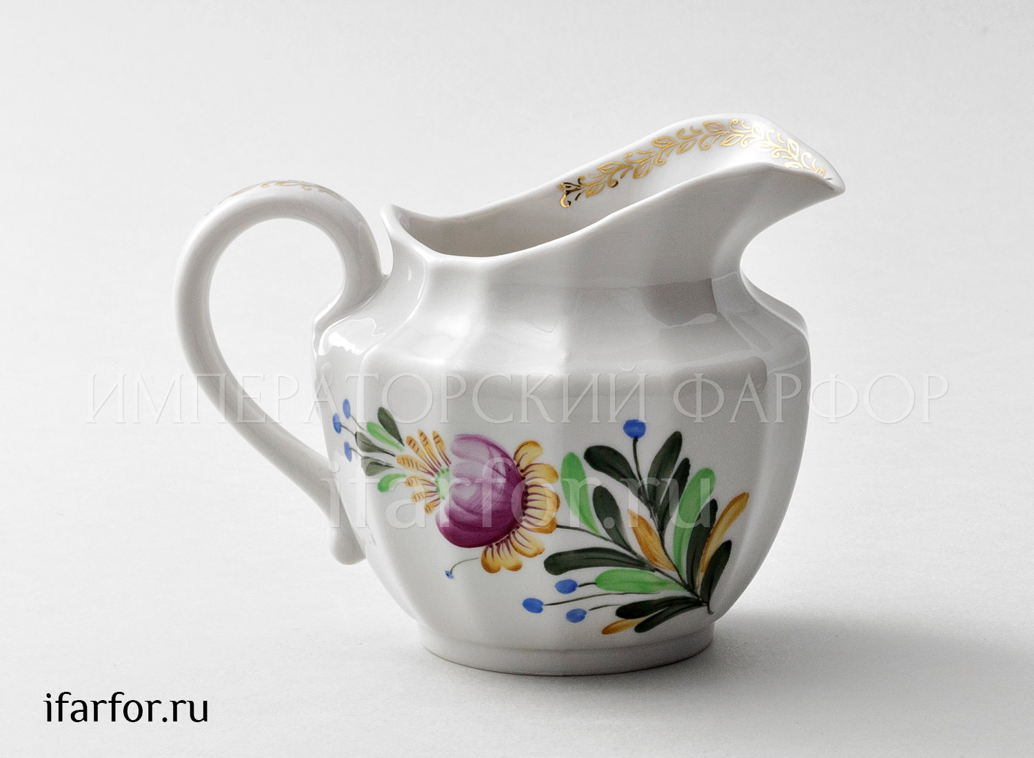 Сливочник «Фуксия» Форма: Ампир. Твердый фарфор. 350 мл.