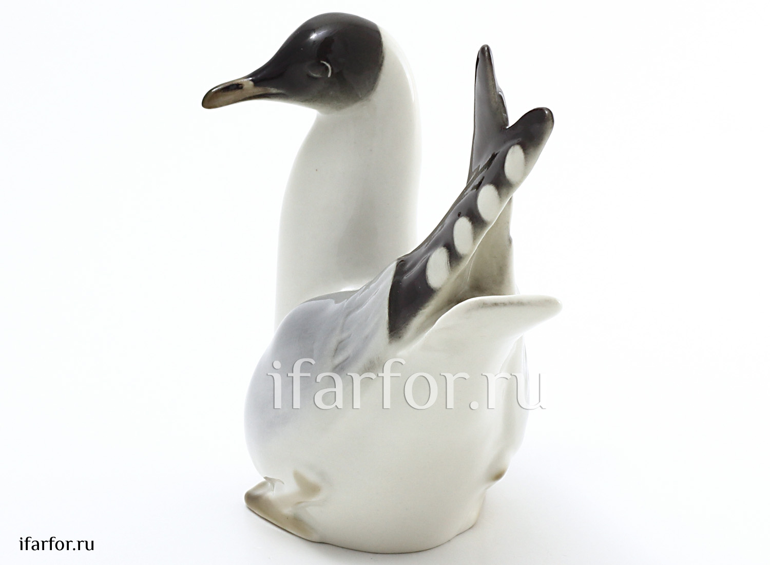 Скульптура «Чайка»