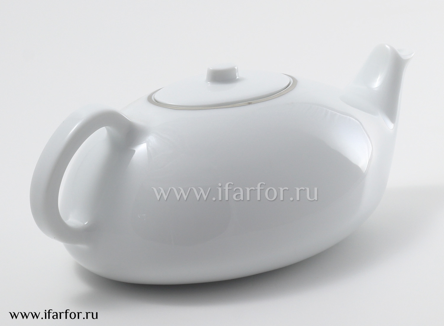 Чайник «Bord Platine Brillant 3176» Форма: Epure. Твердый фарфор. 750 мл.