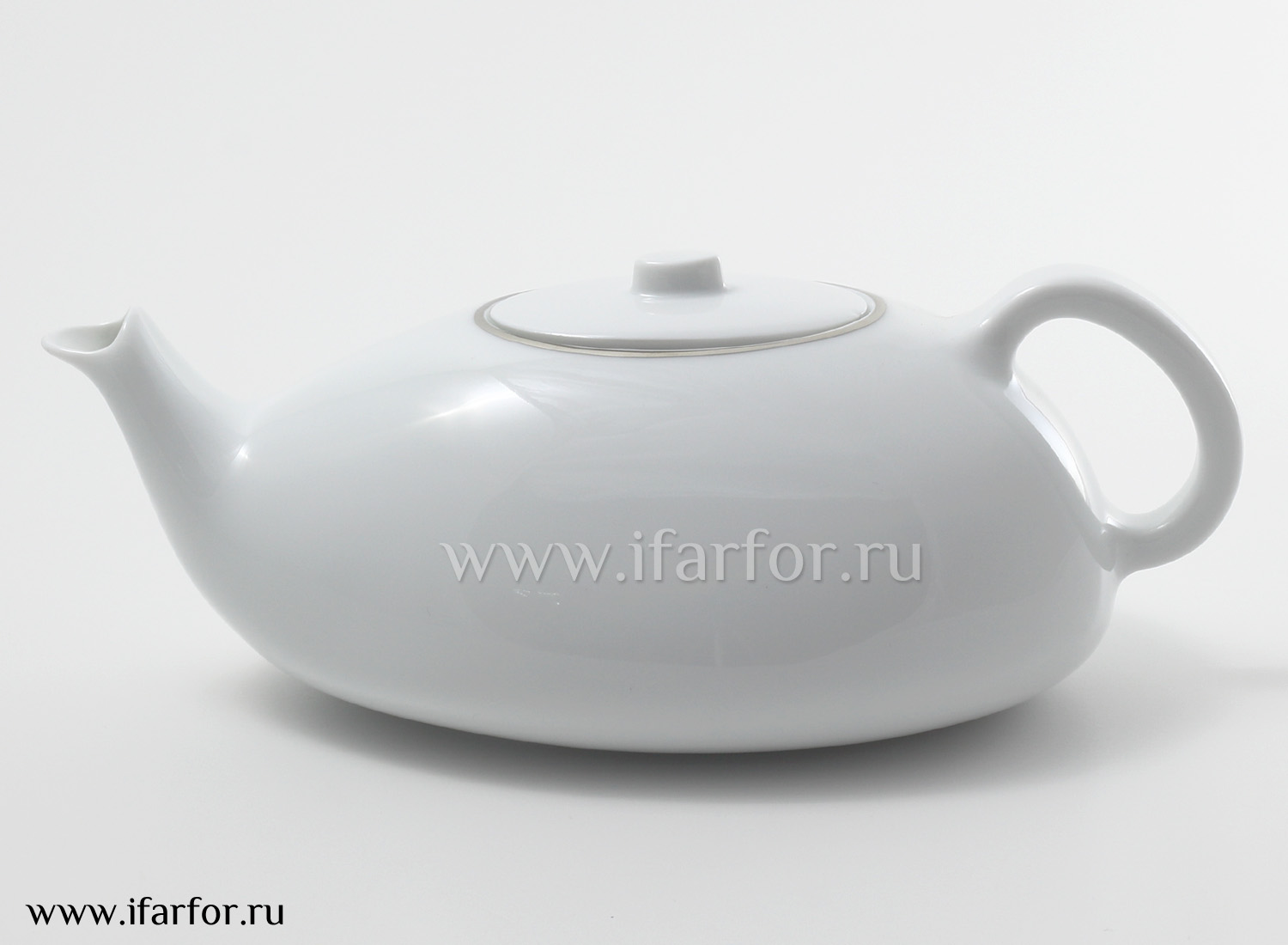 Чайник «Bord Platine Brillant 3176» Форма: Epure. Твердый фарфор. 750 мл.