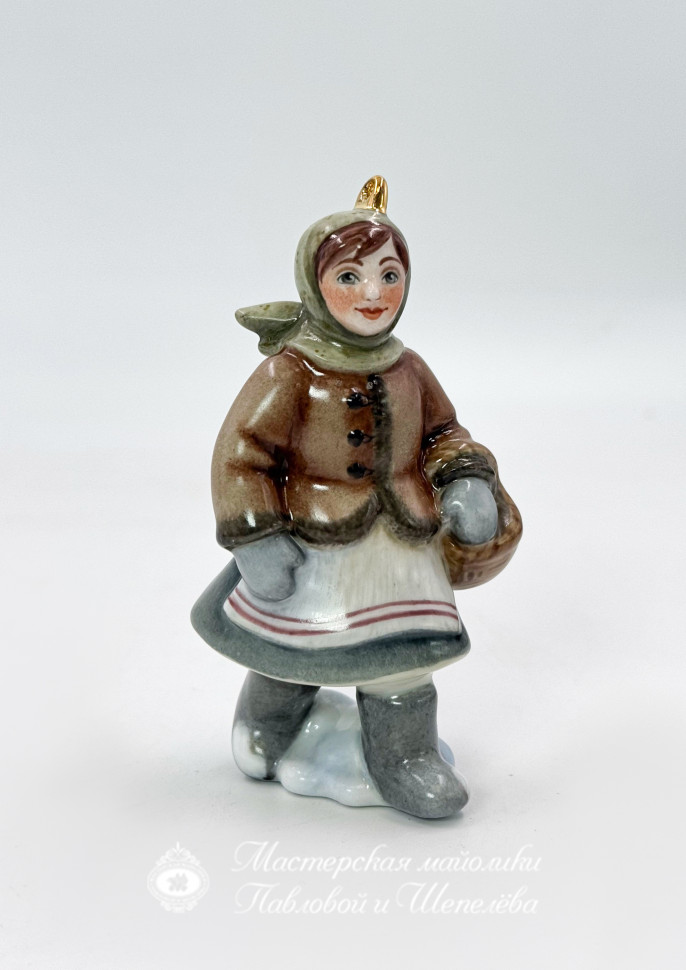 Елочная игрушка «Двенадцать месяцев. Падчерица» Фарфор. 50 x 100 мм.