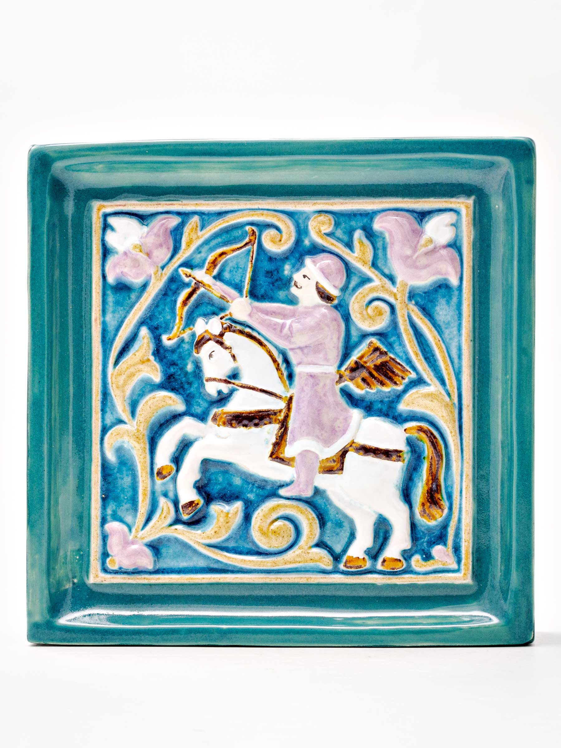 Изразец «Охотник» Майолика. 200 x 200 мм.