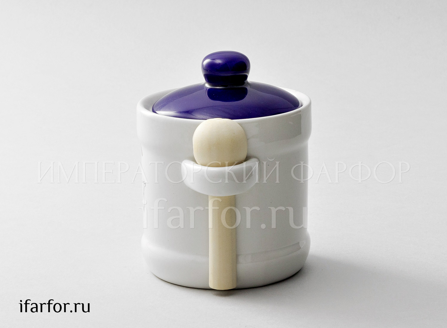Банка для сыпучих продуктов с ложкой «Гуси» 1/2 Форма: Royal Classics. Керамика. 110 x 120 x 91 мм.
