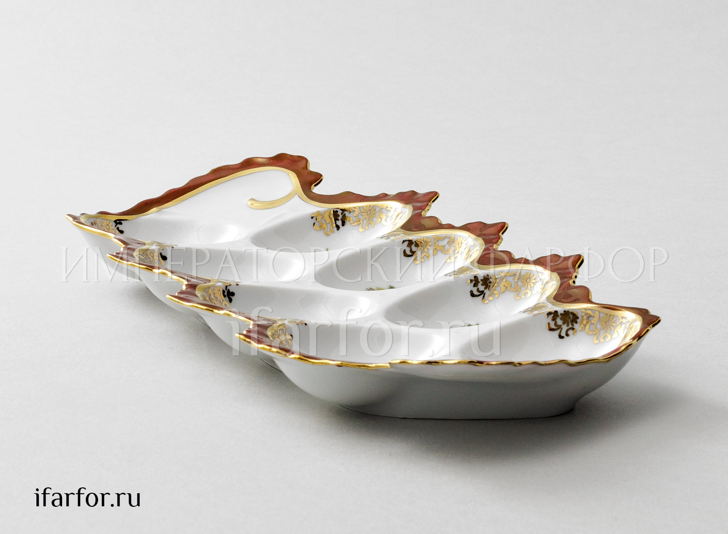 Поднос для яиц «Охота Красная» Форма: Корона Лоток на 8 яиц. Фарфор. 250 мм.