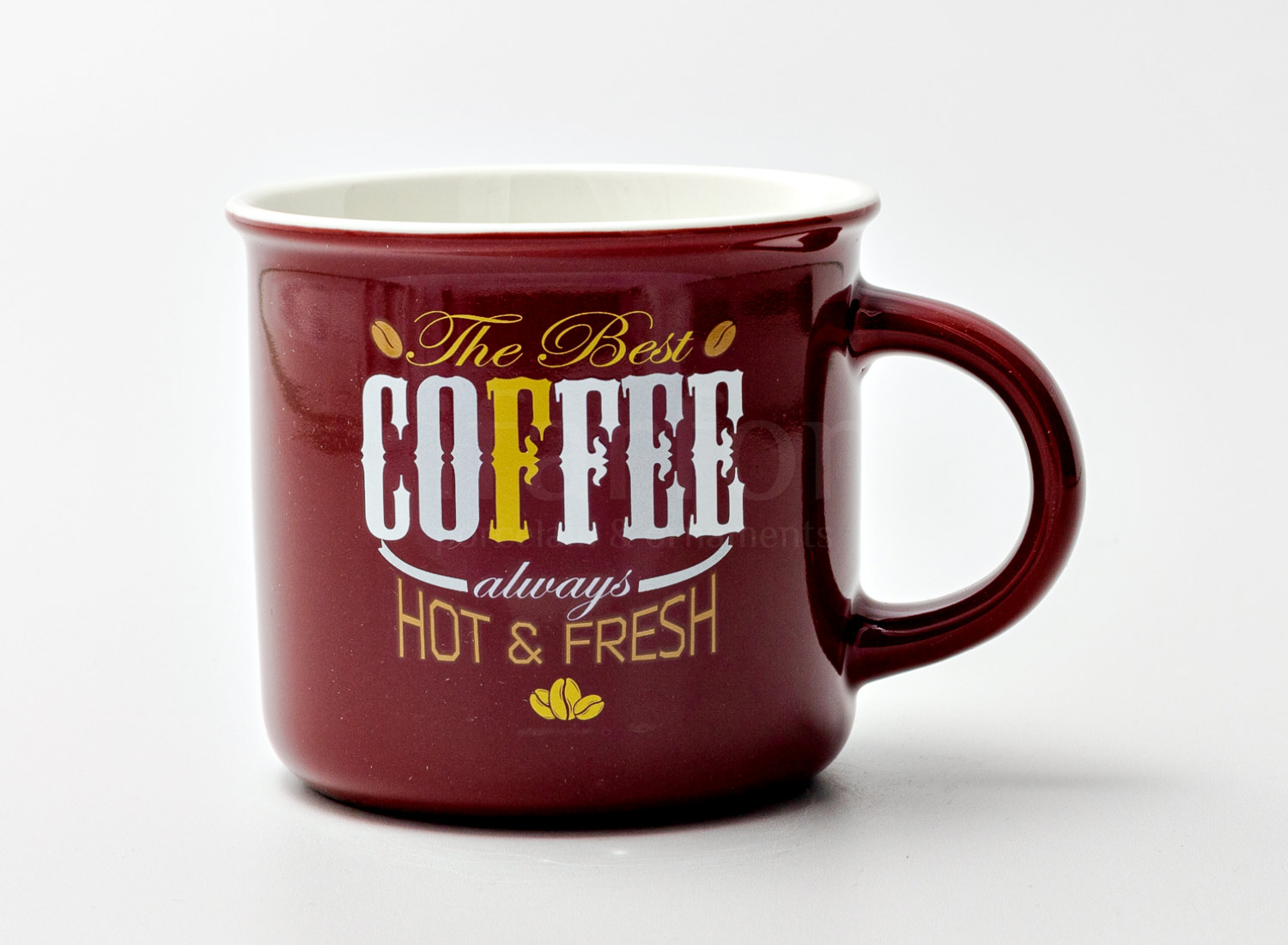Кружка «The best coffee always hot and fresh (бордо)» Форма: Royal Classics. Керамика. 440 мл.