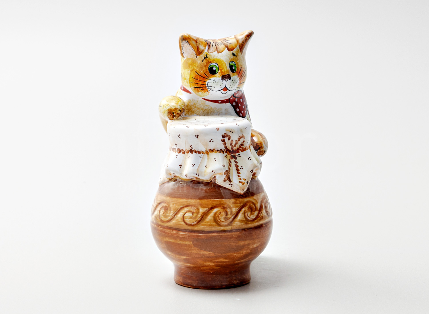 Скульптура «Кошка с крынкой» Форма: Кошка с крынкой. Майолика. 110 x 70 x 140 мм.