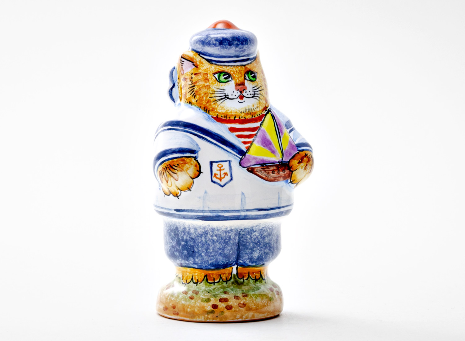 Скульптура «Котик с корабликом» Майолика. 63 x 113 мм.