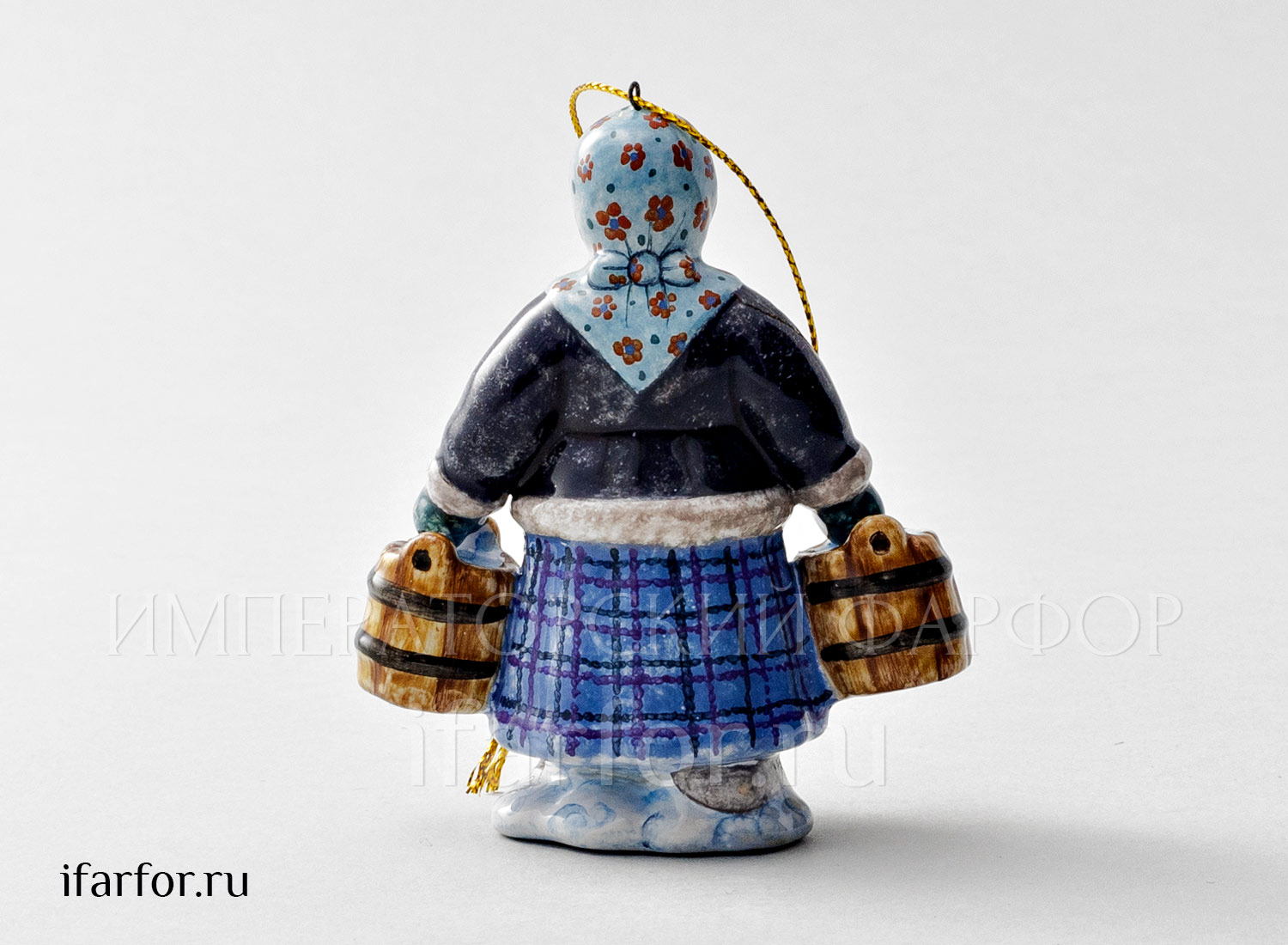 Елочная игрушка «Крестьянка с ведрами»