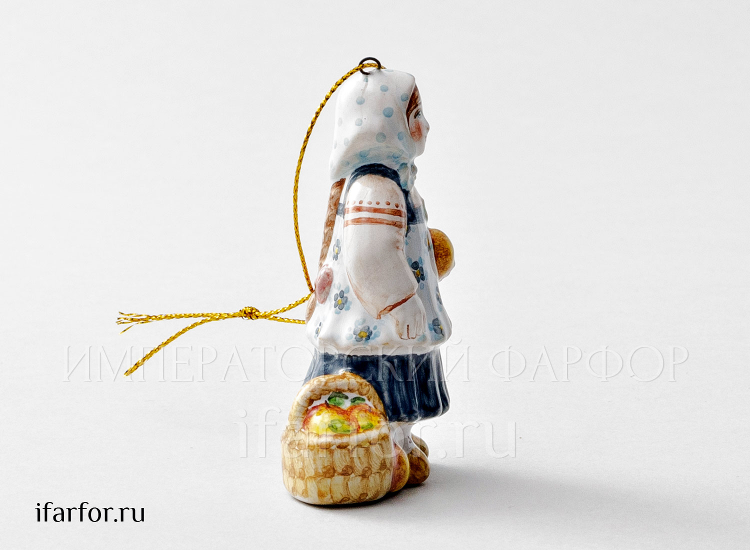Елочная игрушка «Девочка с яблоками»