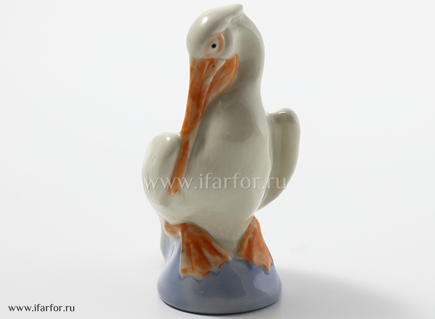 Скульптура «Пеликан малый»