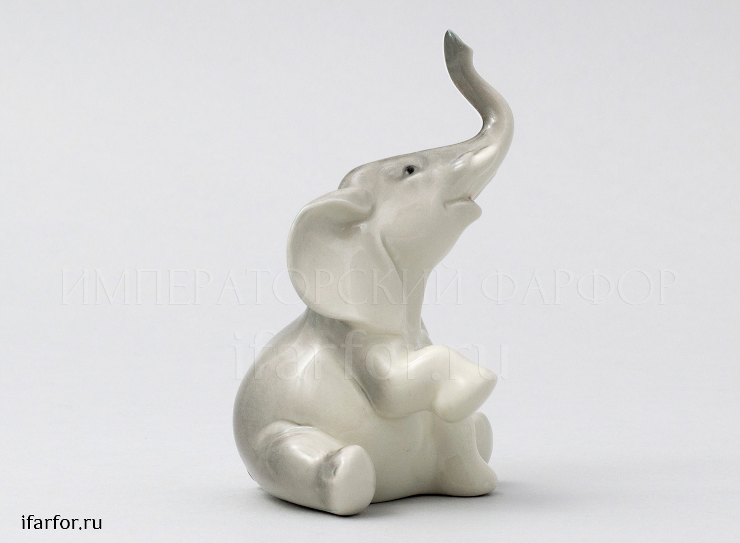 Скульптура «Слонёнок»