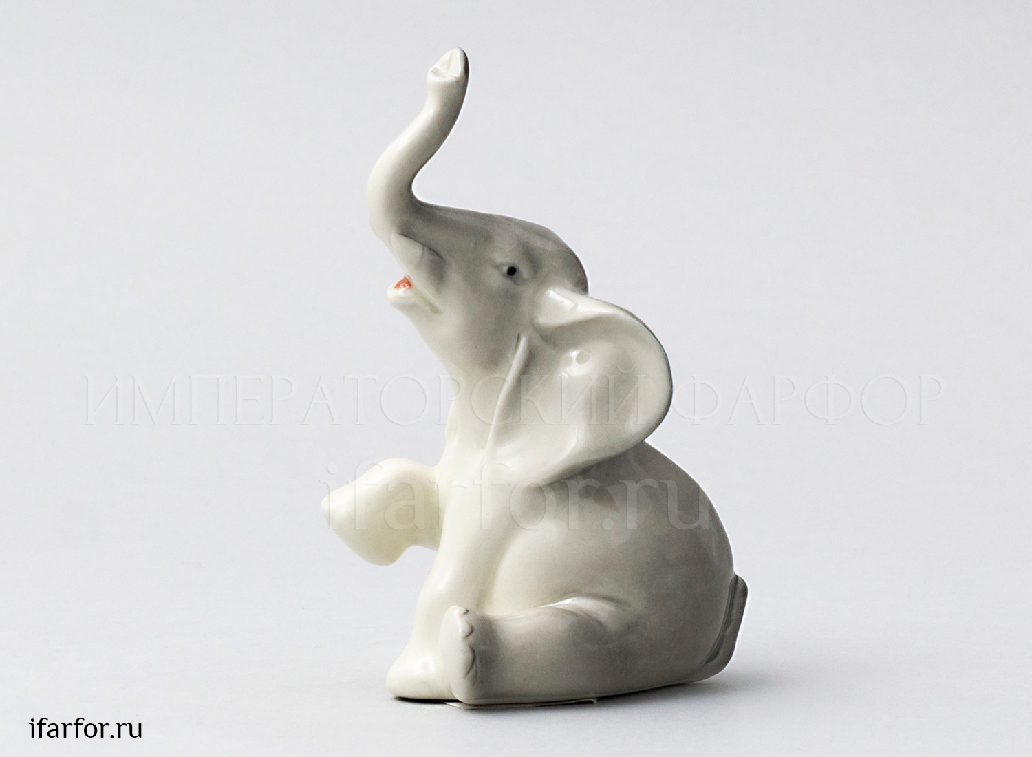 Скульптура «Слонёнок»