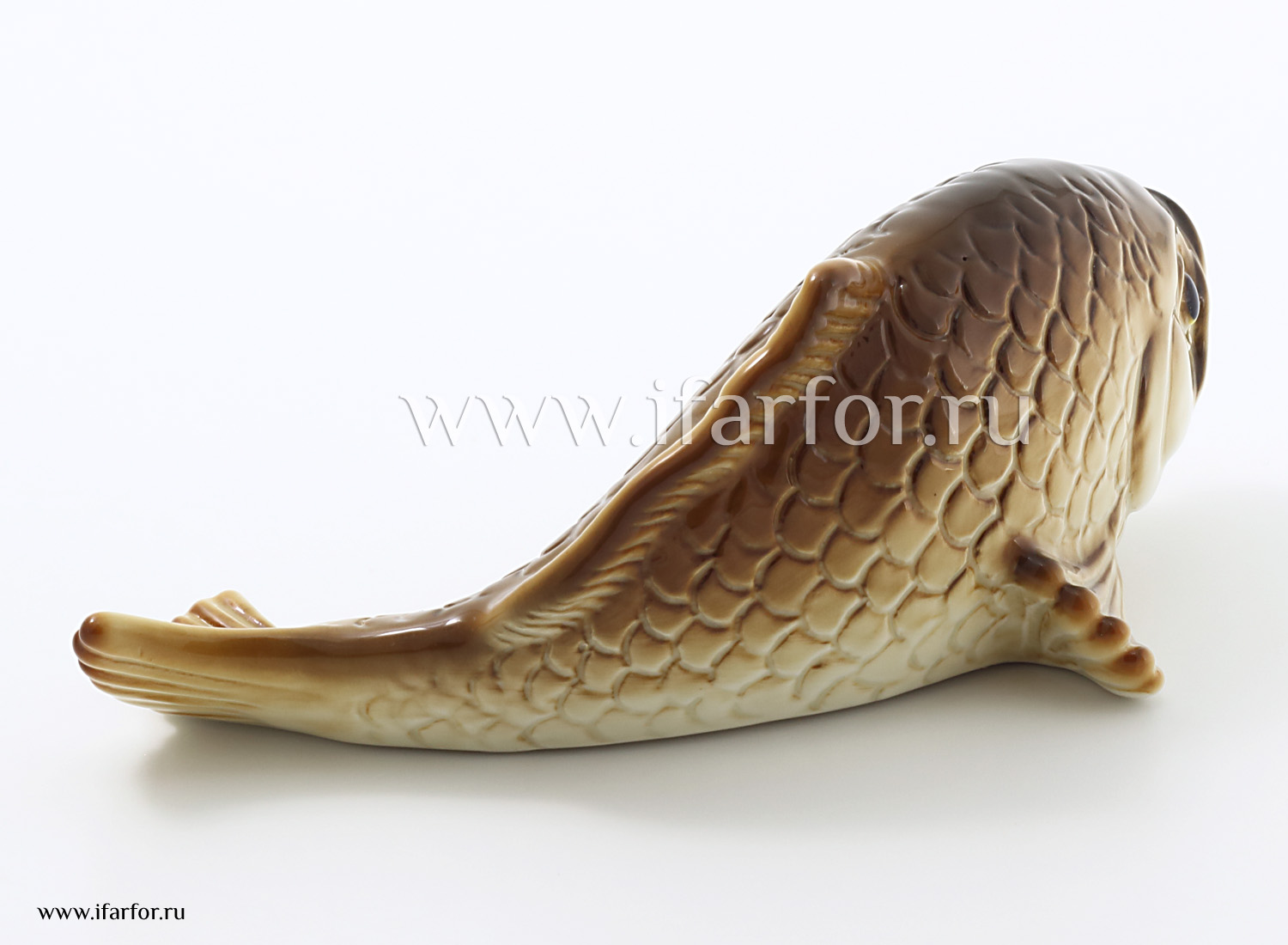 Скульптура «Сазан»