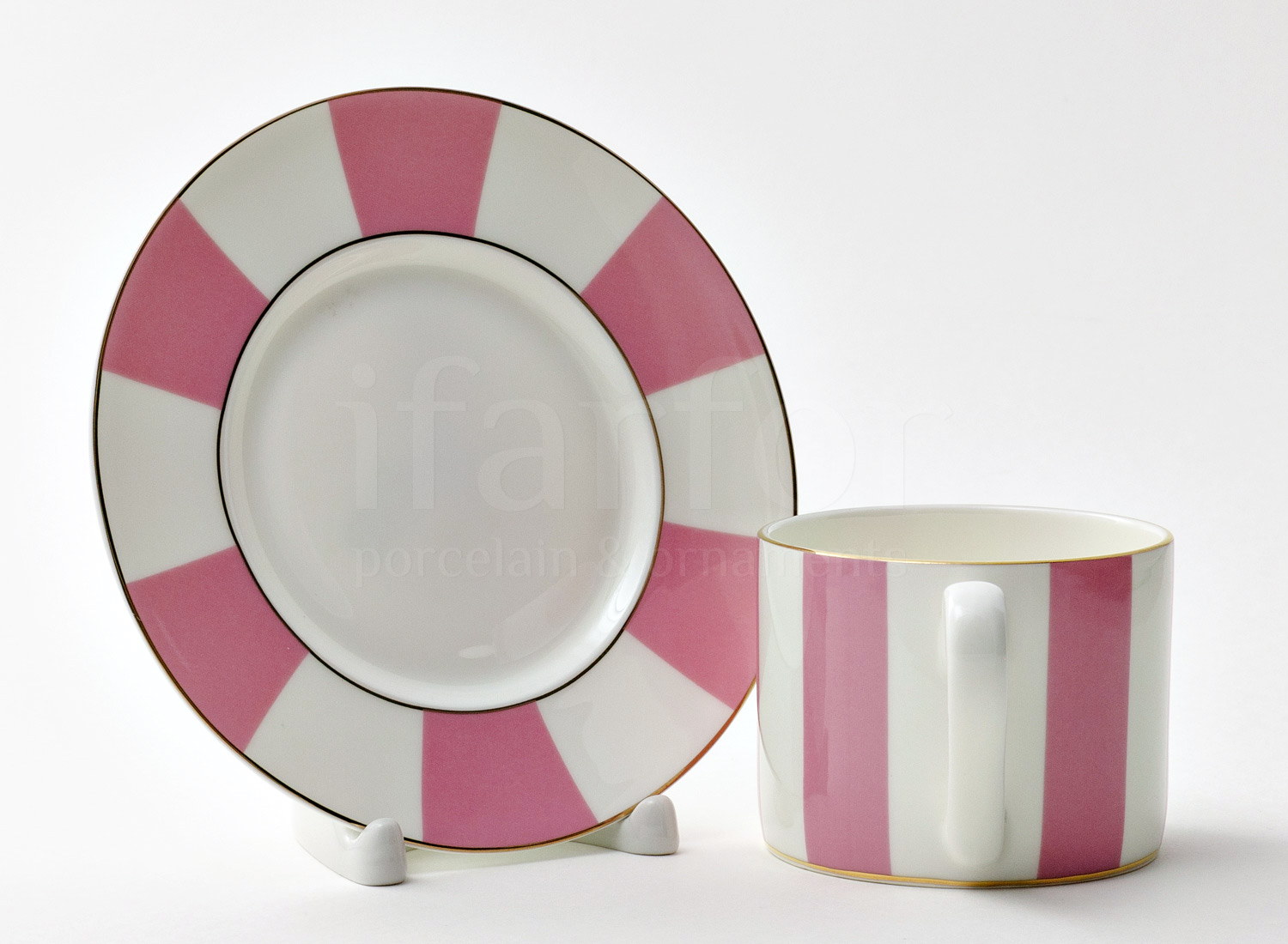 Чашка с блюдцем чайная «Алиса розовый 3» 1/2 Форма: Прима. Костяной фарфор. 220 мл.