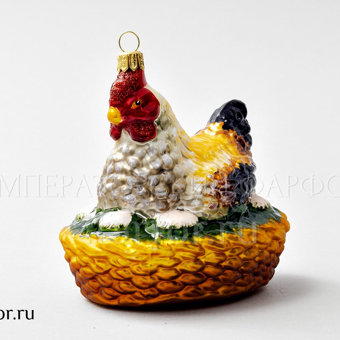 Елочная игрушка «Курочка в гнезде» Стекло. 100 x 105 мм.