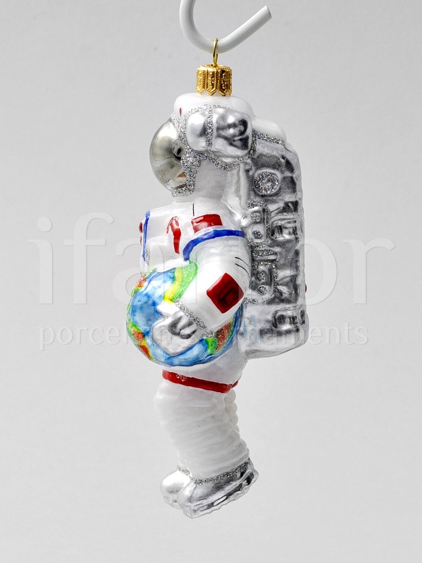 Елочная игрушка «Космонавт Major Tom» Стекло. 70 x 140 мм.