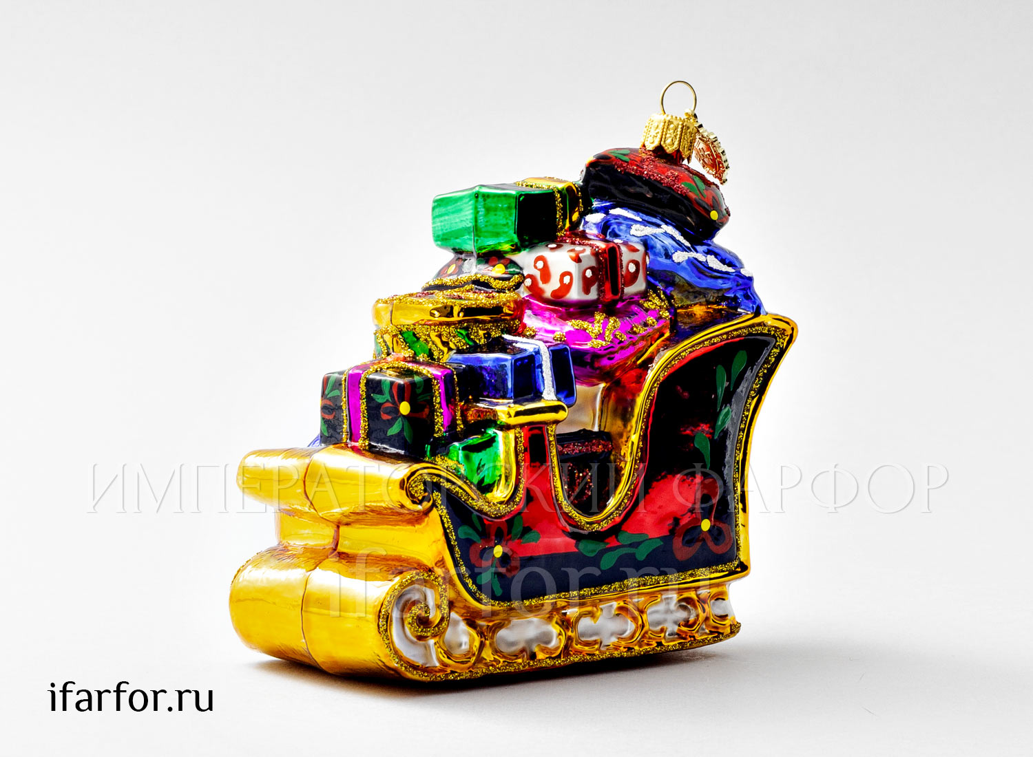 Елочная игрушка в подарочной коробке 210х130мм «Сани с подарками и подушками»