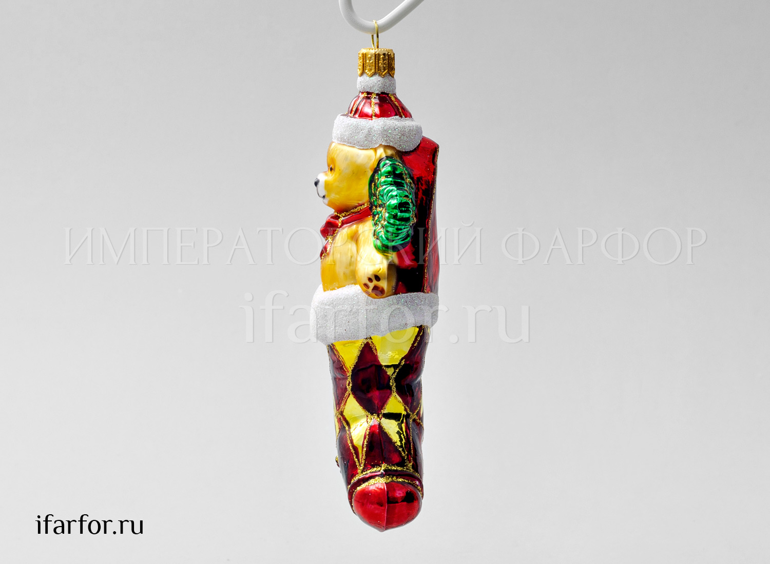 Елочная игрушка «Медвежонок в носке с подарками»