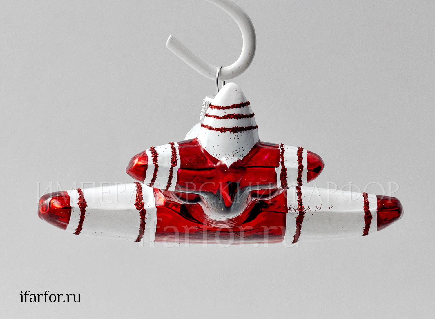 Елочная игрушка «Самолет красный» Стекло. 115 x 60 мм.