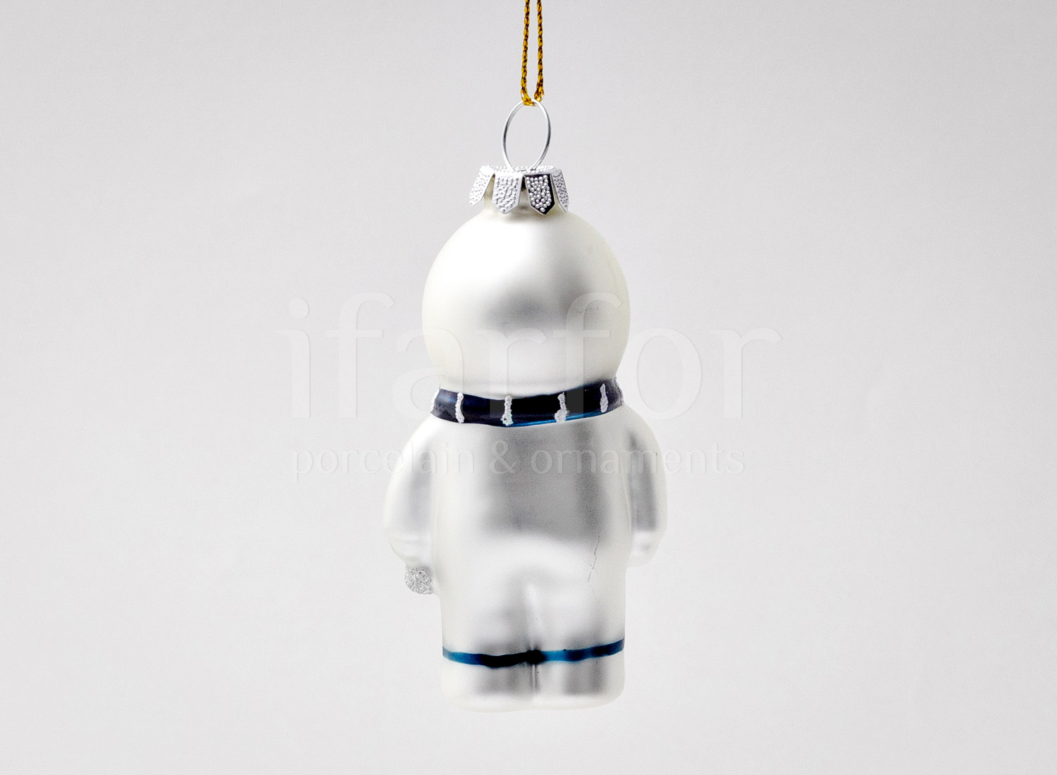 Елочная игрушка «Маленький космонавт»