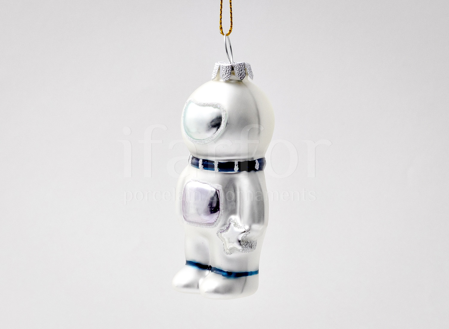 Елочная игрушка «Маленький космонавт»