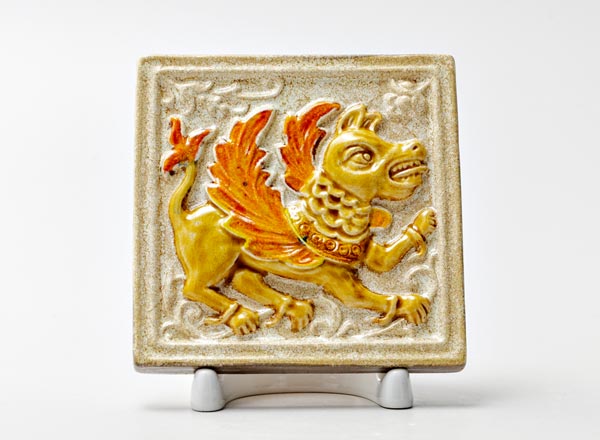 Tile small Fierce beast 2 zolotistyy 