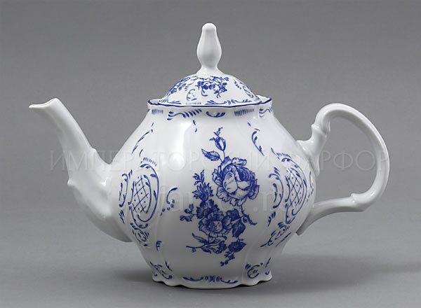 Teapot brewing Bernadotte Blue Roses Bernadotte