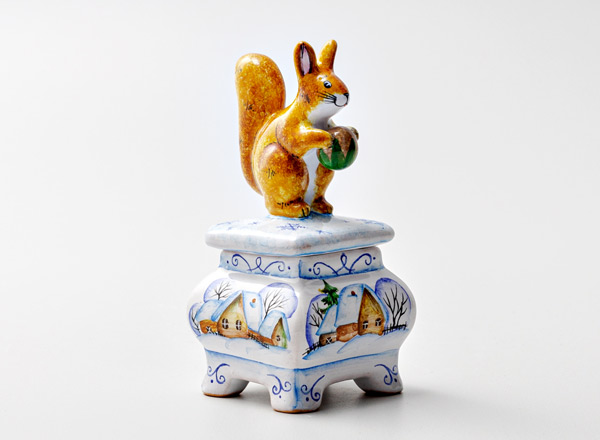 Шкатулка Шкатулка с белочкой. Зима Шкатулка с белочкой