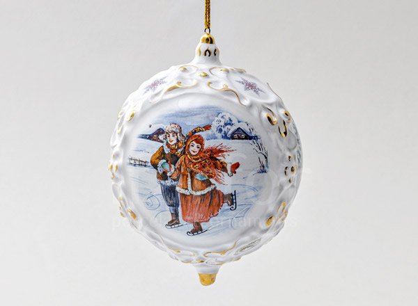 Christmas tree toy Medium ball The couple