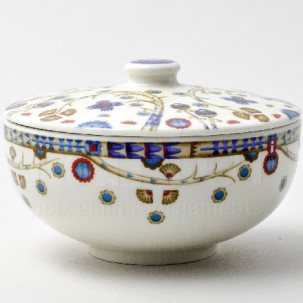 Супница с крышкой Taika (белая)