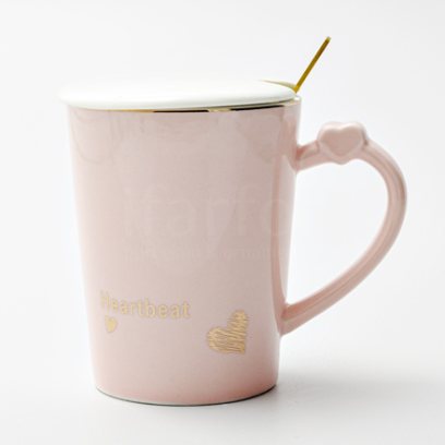 Кружка с крышкой и ложкой Heartbeat Royal Classics